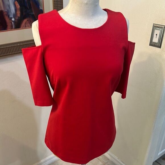 Michael Kors Red Open Shoulder Top Size Large - Picture 2 of 10
